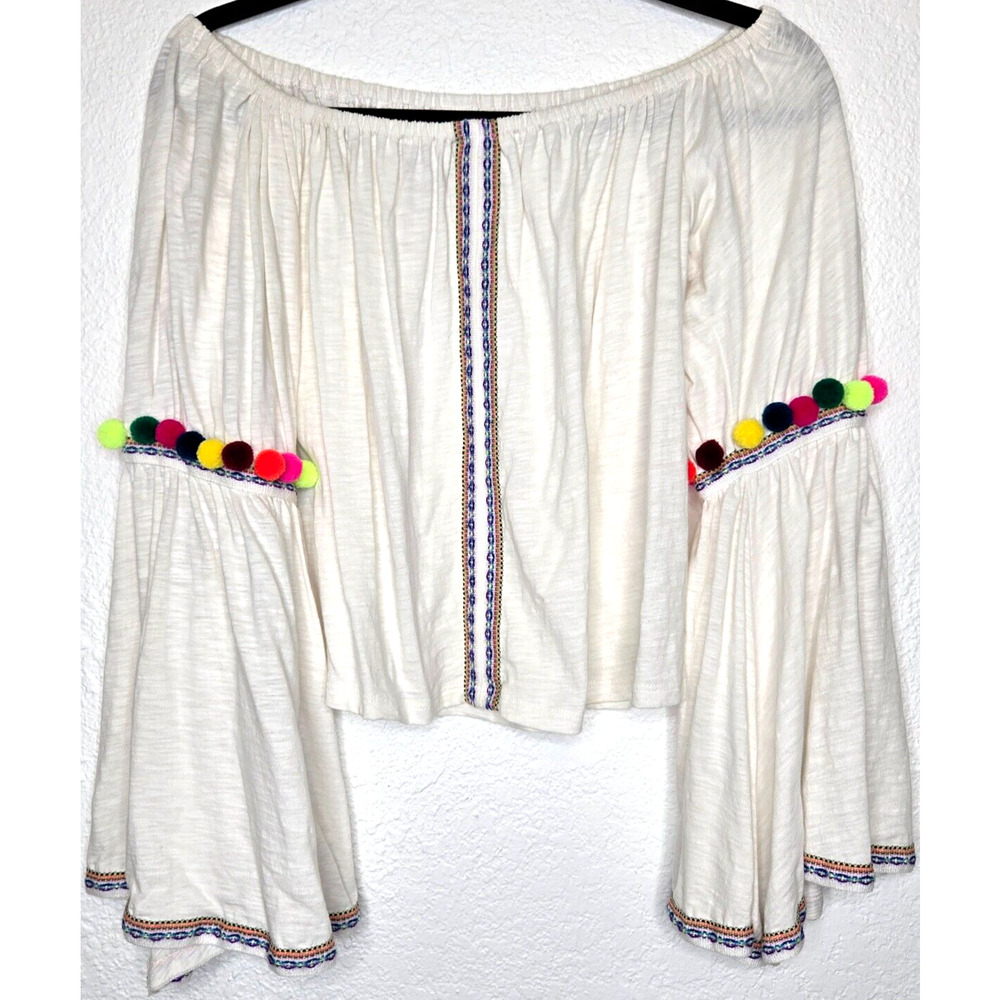 Pitusa Women Pom Pom Crop Top One Size White Off Shoulder Bell Sleeve Gypsy Boho